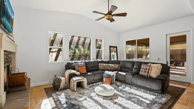 $1,100,000 | 34025 Summit View Place, Temecula, CA 92592