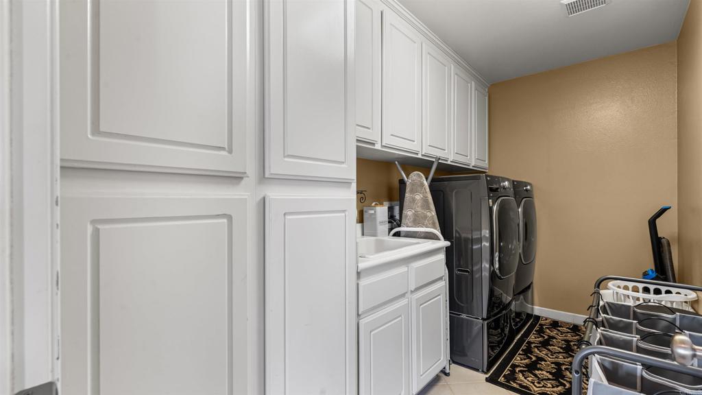 34025 Summit View Place Temecula, CA 92592 - Photo 26 of 44