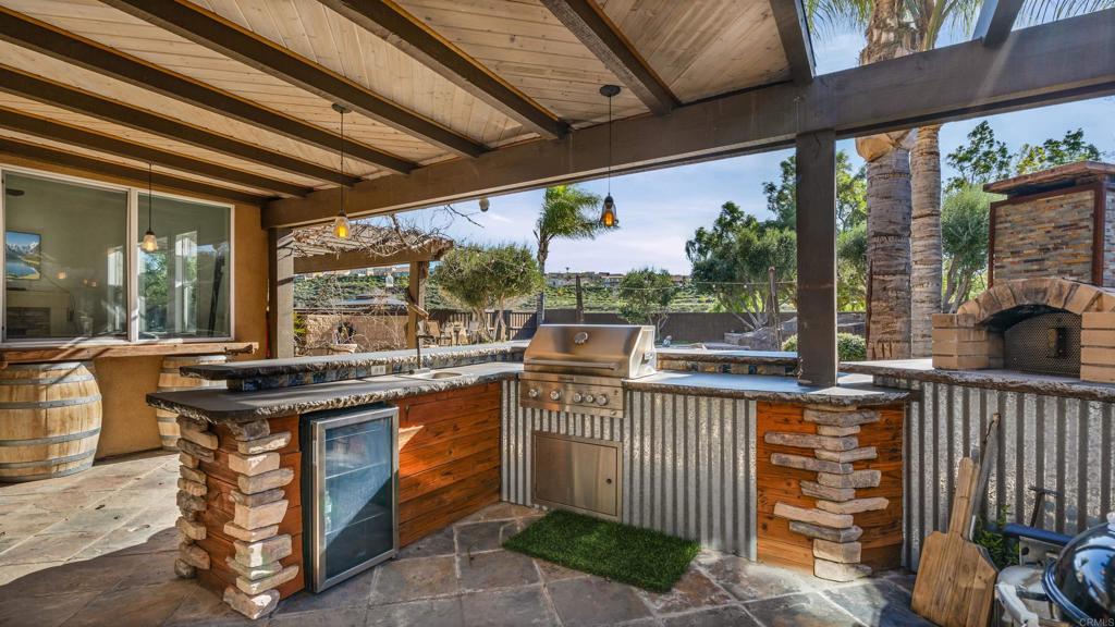 34025 Summit View Place Temecula, CA 92592 - Photo 38 of 44