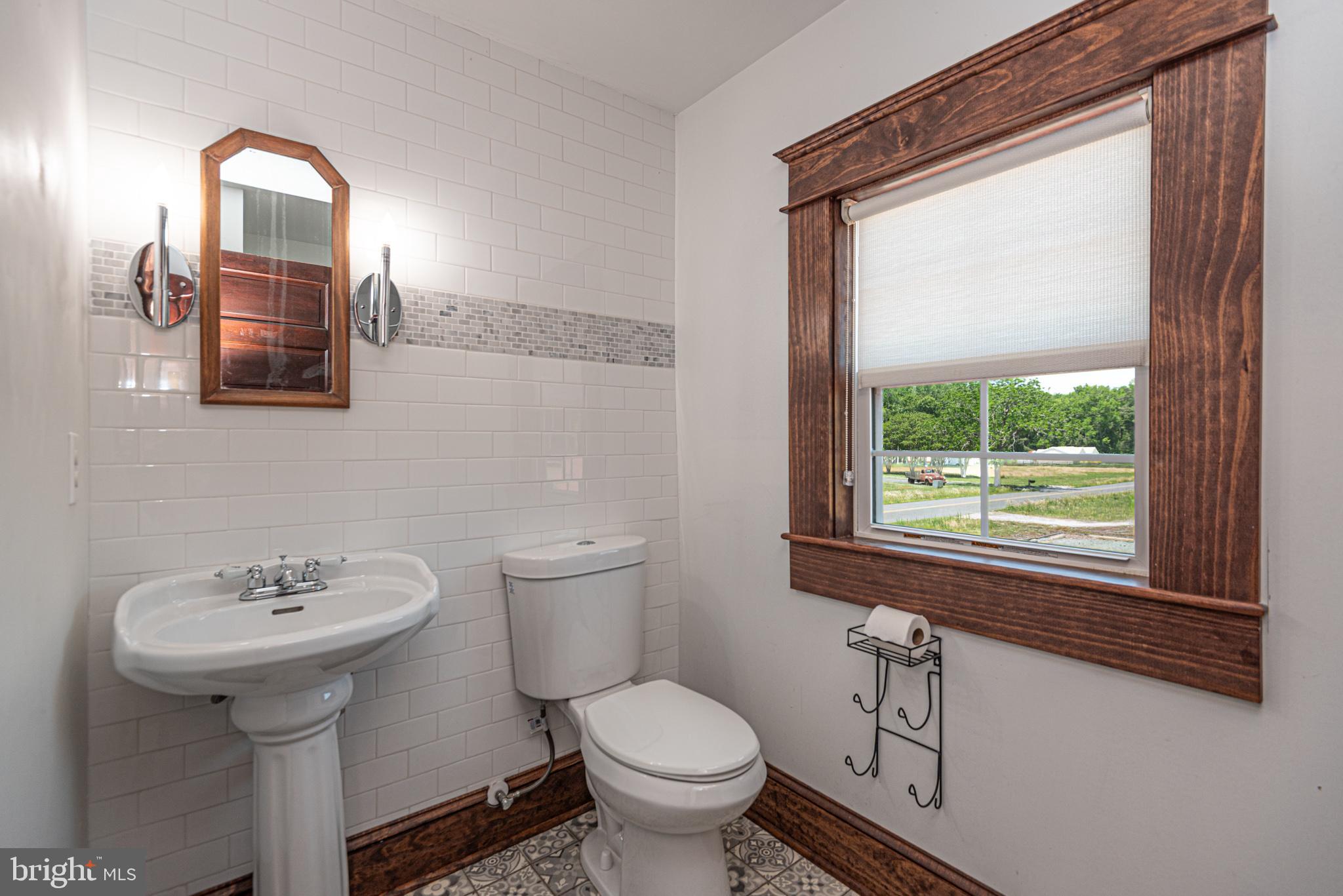 10850 Cathell Road Berlin, MD 21811 - Photo 37 of 118 Bathroom