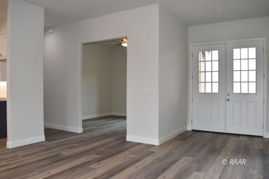 156 Rainshadow Court Ridgecrest, CA 93555 - Photo 4 of 35 Gallery Image 4
