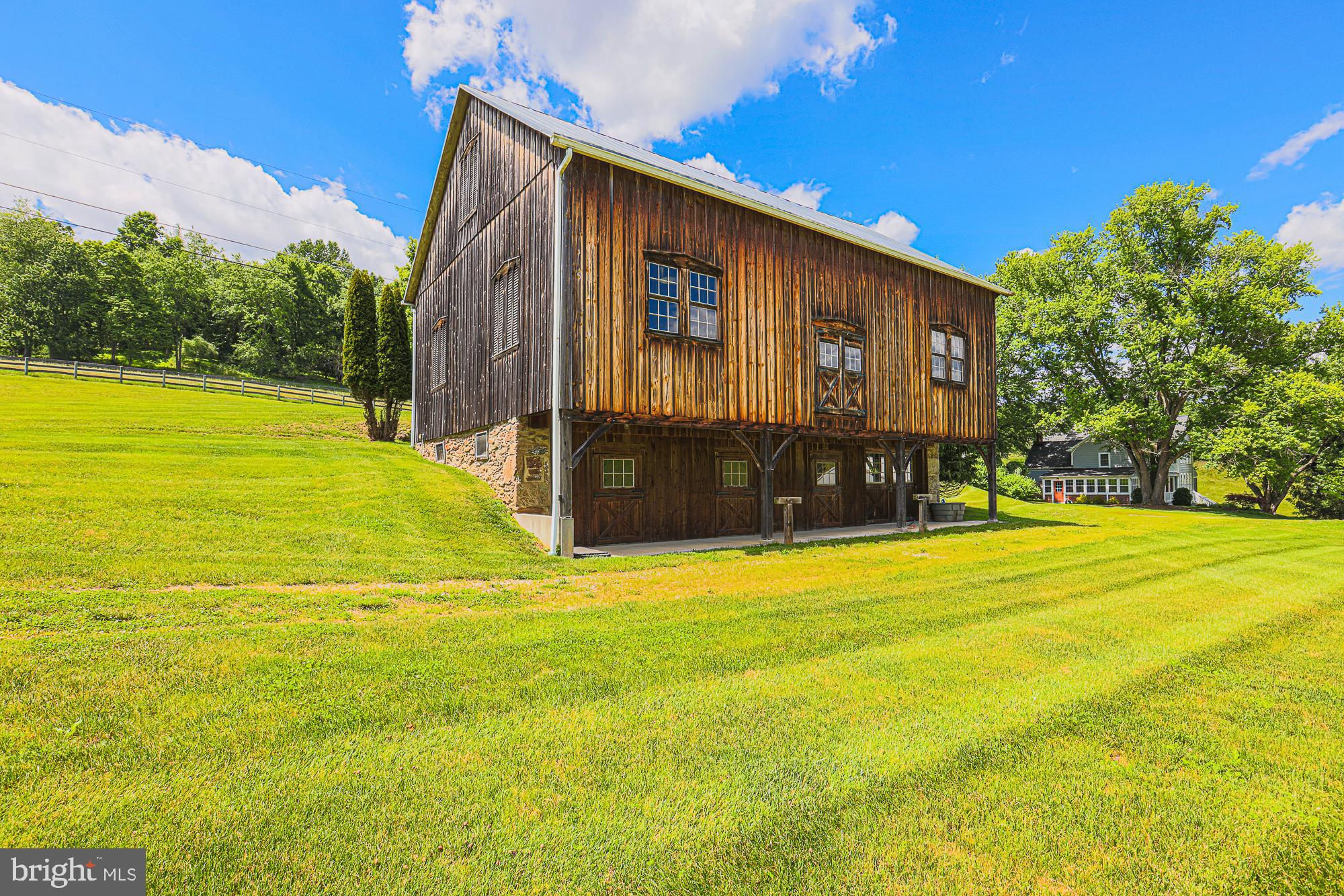 19020 Gunpowder Road Hampstead, MD 21074 - Photo 13 of 109 Wood and stone barn