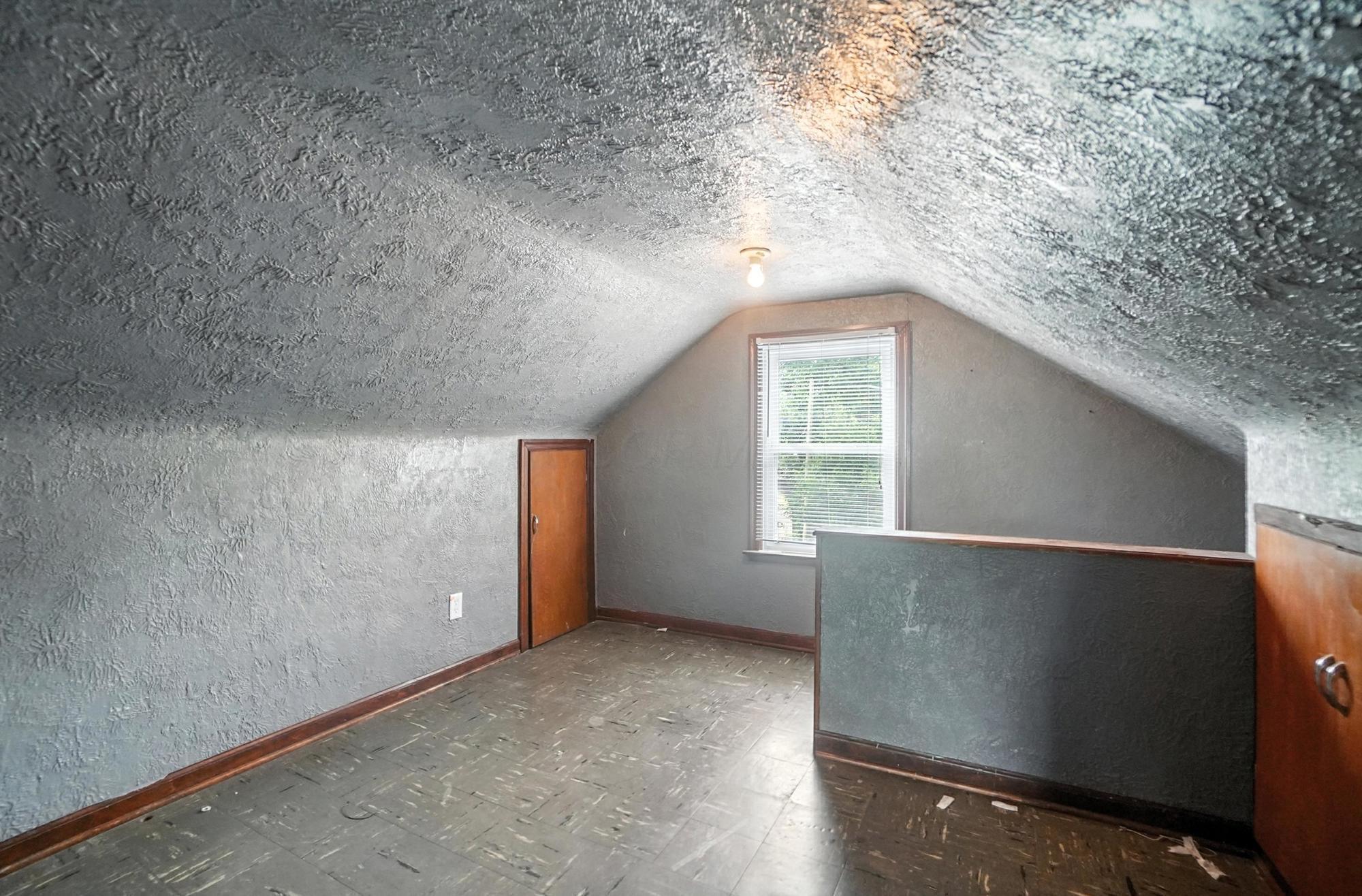 2506 Chester Road Columbus, OH 43231 - Photo 24 of 42 2506 Chester Rd