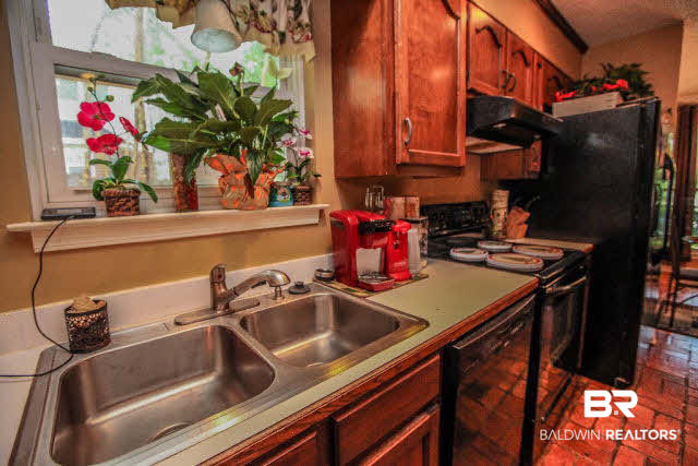6861 Ching Lynch Road Mobile, AL 36618 - Photo 6 of 24