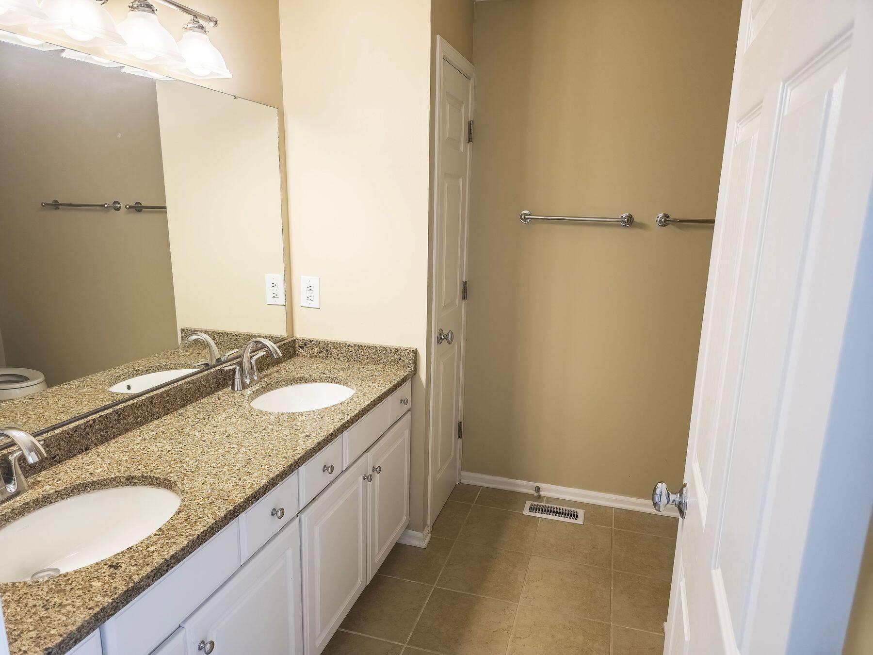 500 Edwards Boulevard, Unit 59 Lake Geneva, WI 53147 - Photo 14 of 26 Bedroom Ensuite