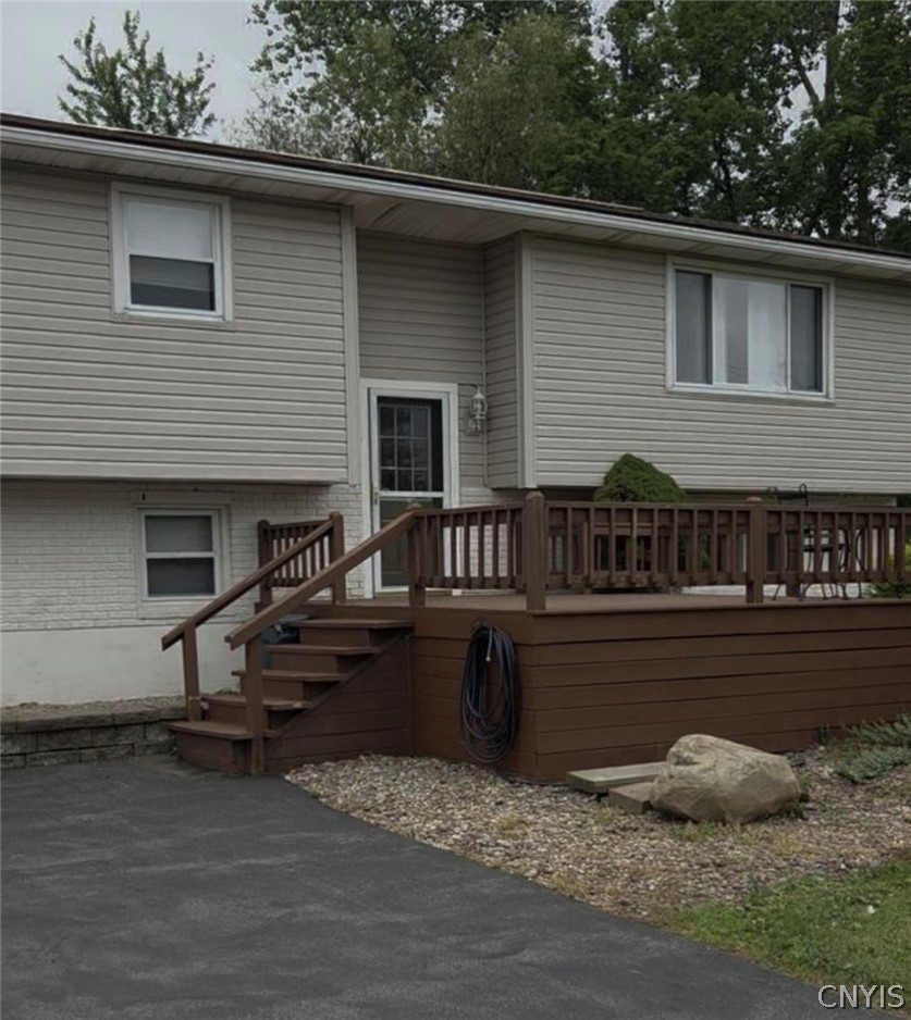 7776 Thompson Road Cicero, NY 13212 - Photo 2 of 9