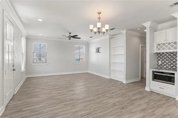 $2,100 | 1517 Schnell Drive, Arabi, LA 70032