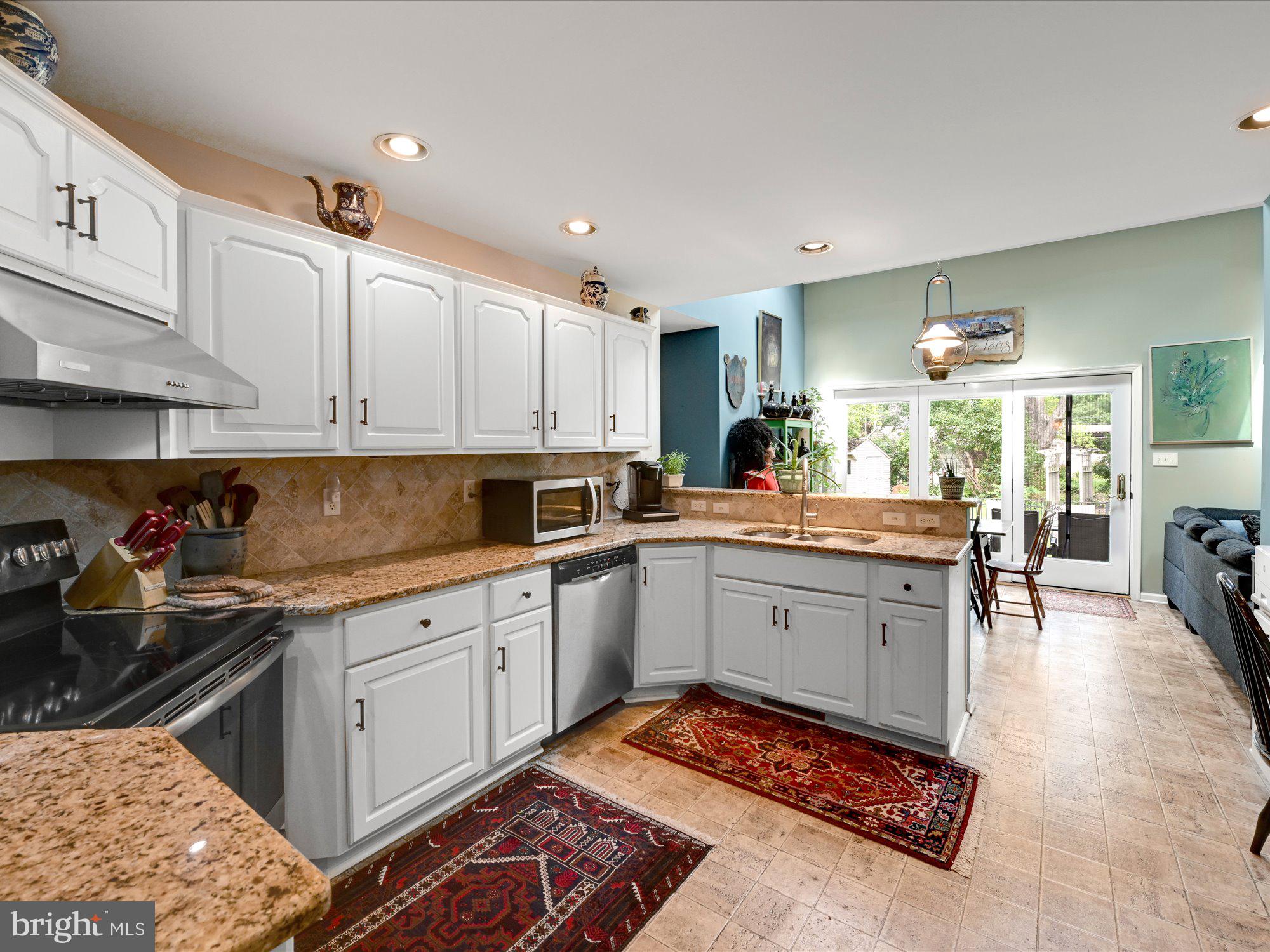 405 East 4th Avenue Lititz, PA 17543 - Photo 14 of 40