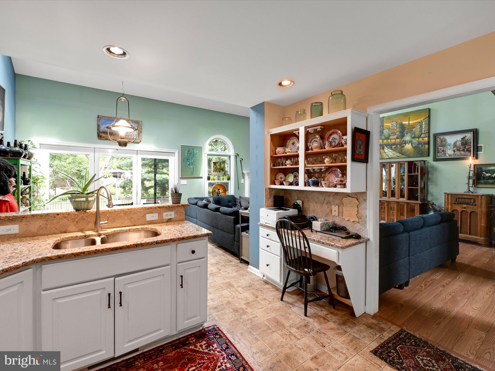 405 East 4th Avenue Lititz, PA 17543 - Photo 15 of 40