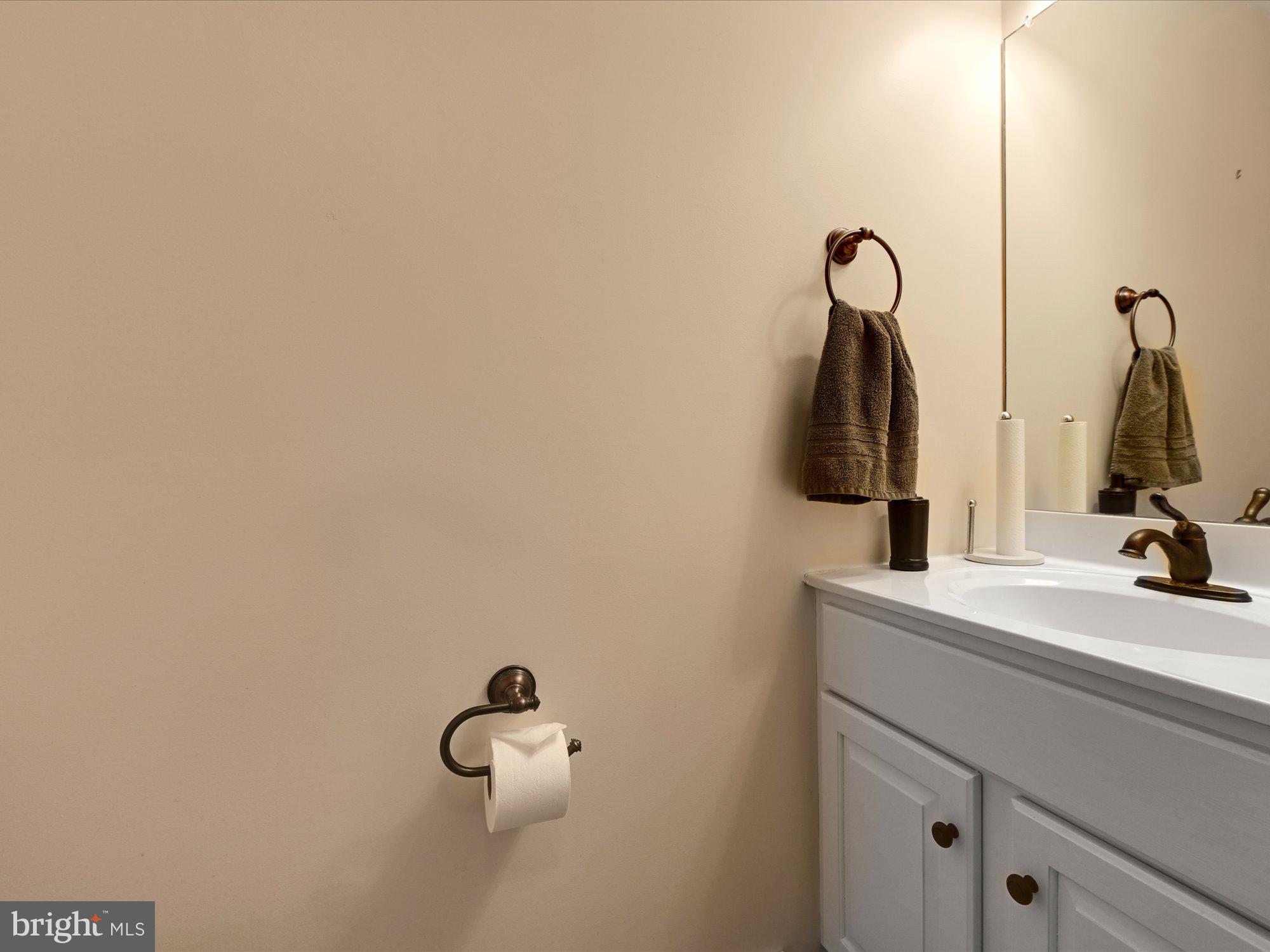405 East 4th Avenue Lititz, PA 17543 - Photo 19 of 40 Half Bath