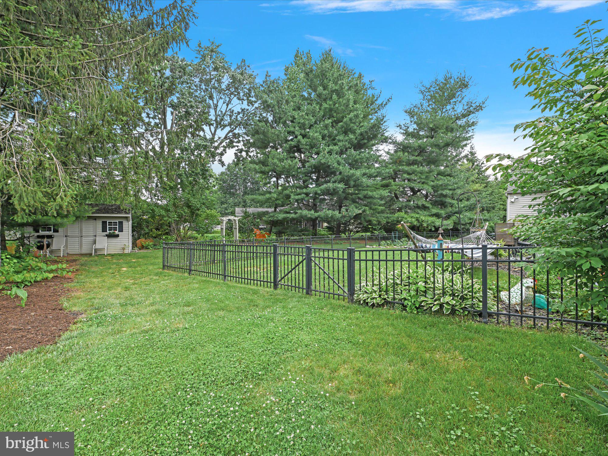 405 East 4th Avenue Lititz, PA 17543 - Photo 37 of 40