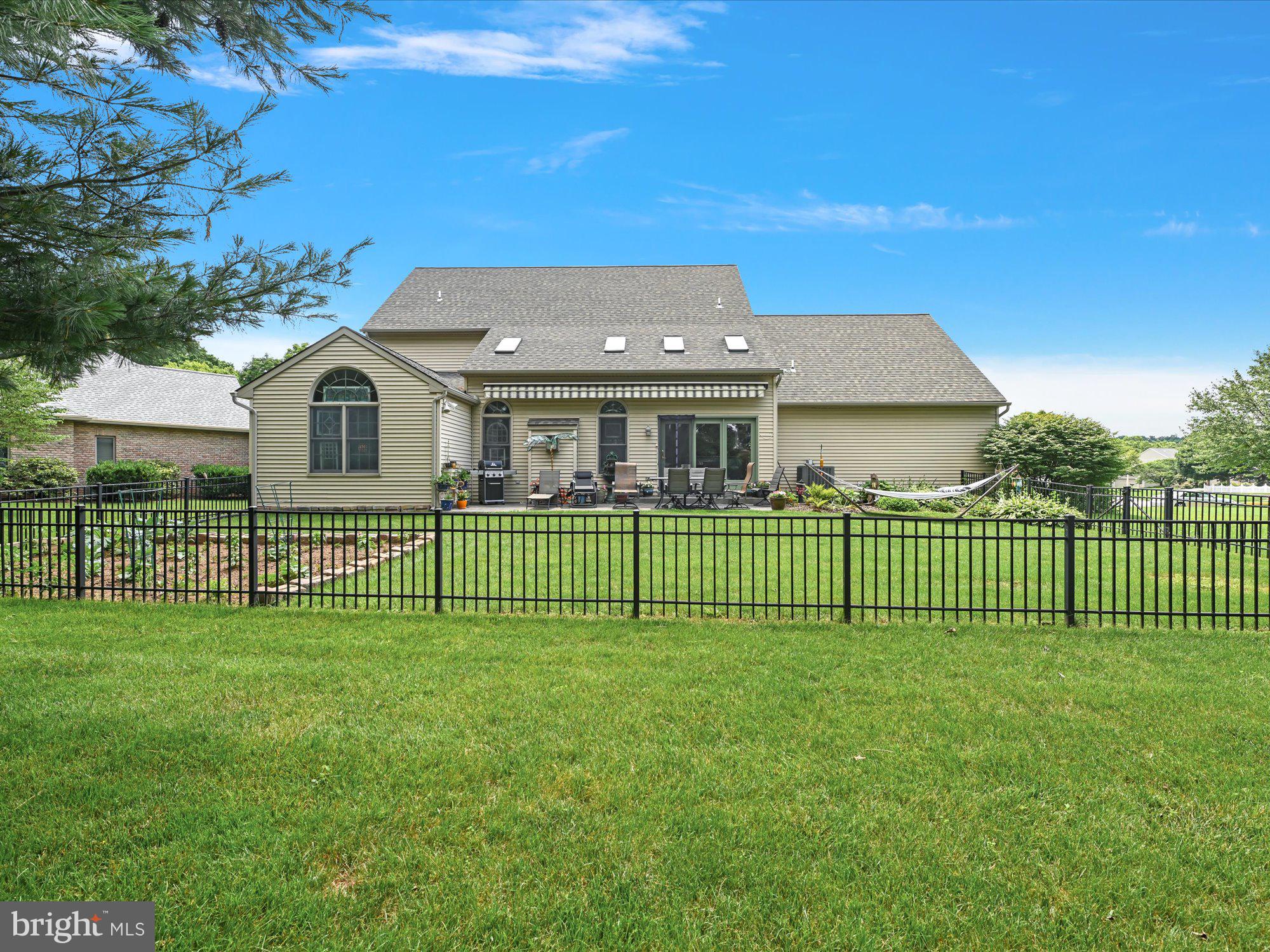 405 East 4th Avenue Lititz, PA 17543 - Photo 38 of 40
