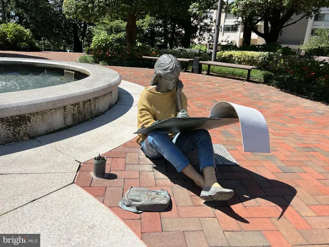 $695,000 | 4515 Willard Avenue, Unit 503, Chevy Chase, MD 20815