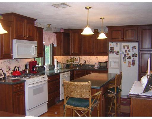 3 Fuller Road Chelmsford, MA 01824 - Photo 2 of 10 Gallery Image 2