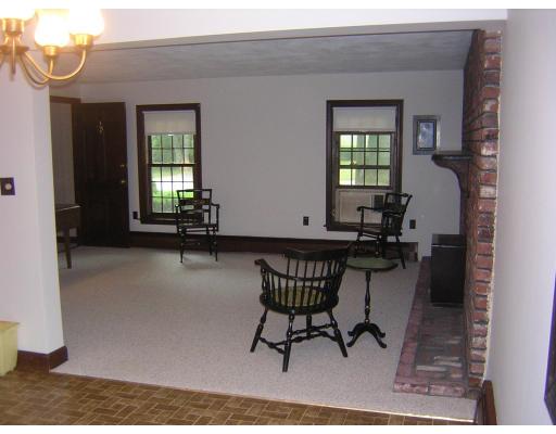 3 Fuller Road Chelmsford, MA 01824 - Photo 4 of 10 Gallery Image 4