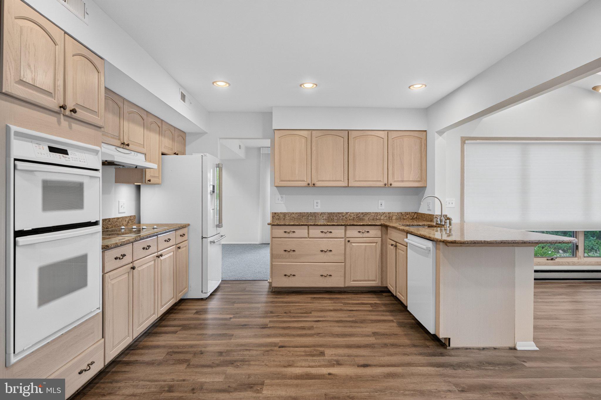 20 Merion Road Marlton, NJ 08053 - Photo 16 of 50 Bright and spacious modern kitchen.