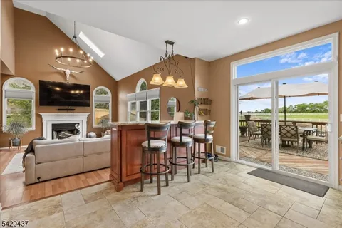 $865,000 | 5 Prall Court, Ringoes, NJ 08551