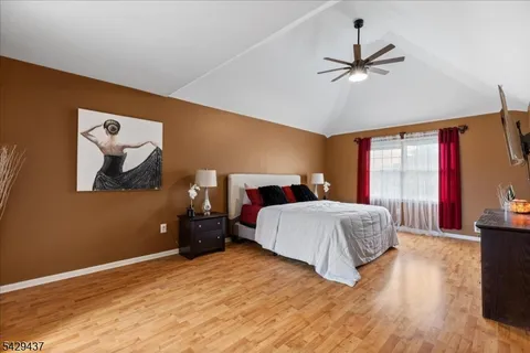 $865,000 | 5 Prall Court, Ringoes, NJ 08551
