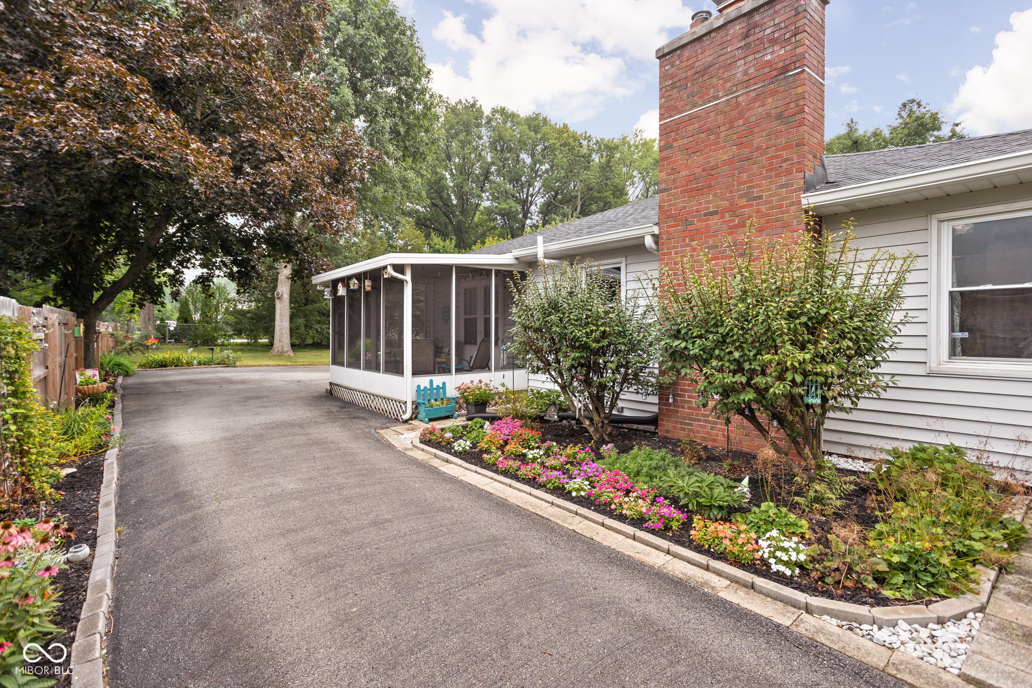 1408 East Banta Road Indianapolis, IN 46227 - Photo 3 of 34 Gallery Image 3