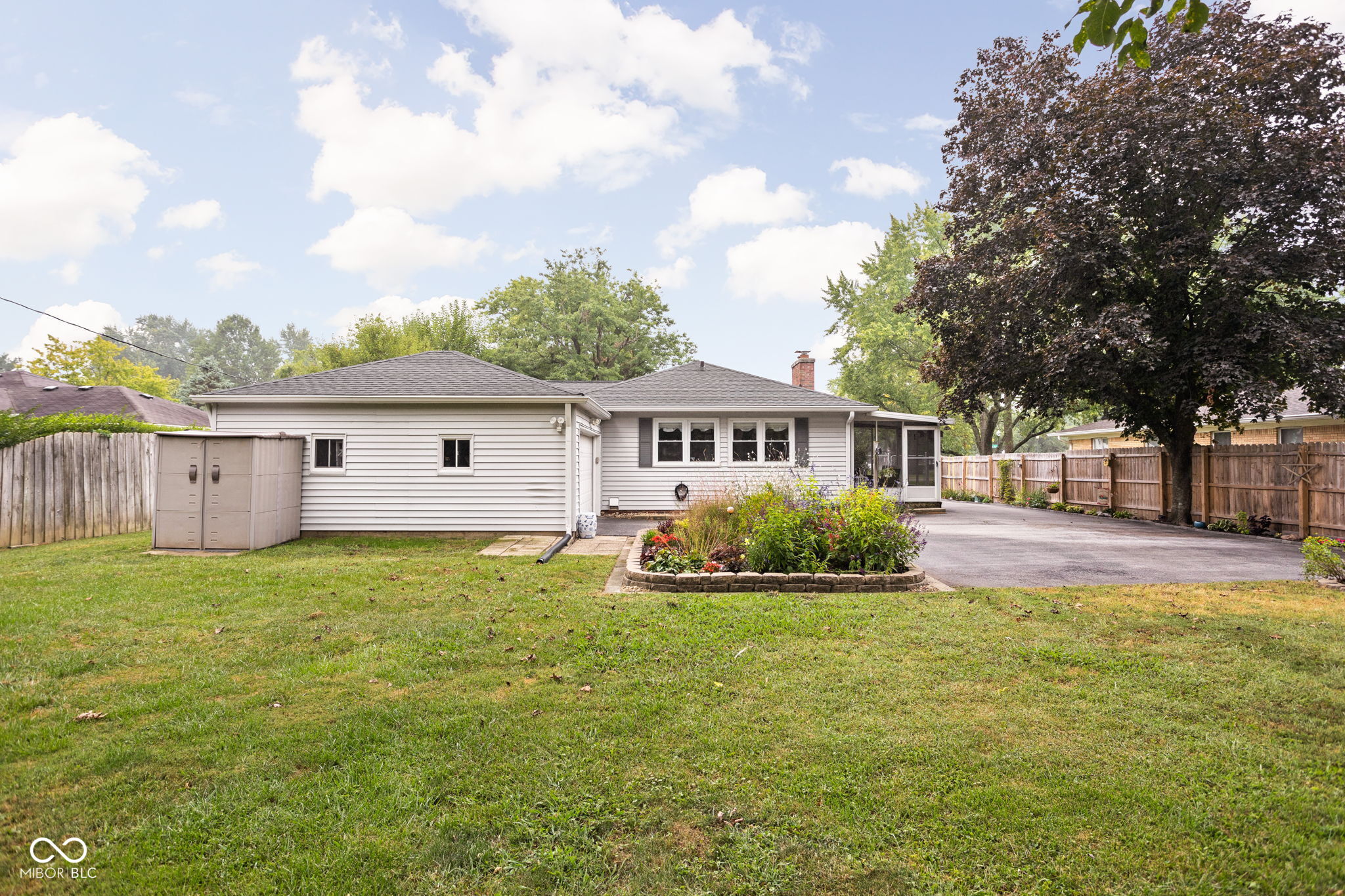 1408 East Banta Road Indianapolis, IN 46227 - Photo 32 of 34 Gallery Image 32