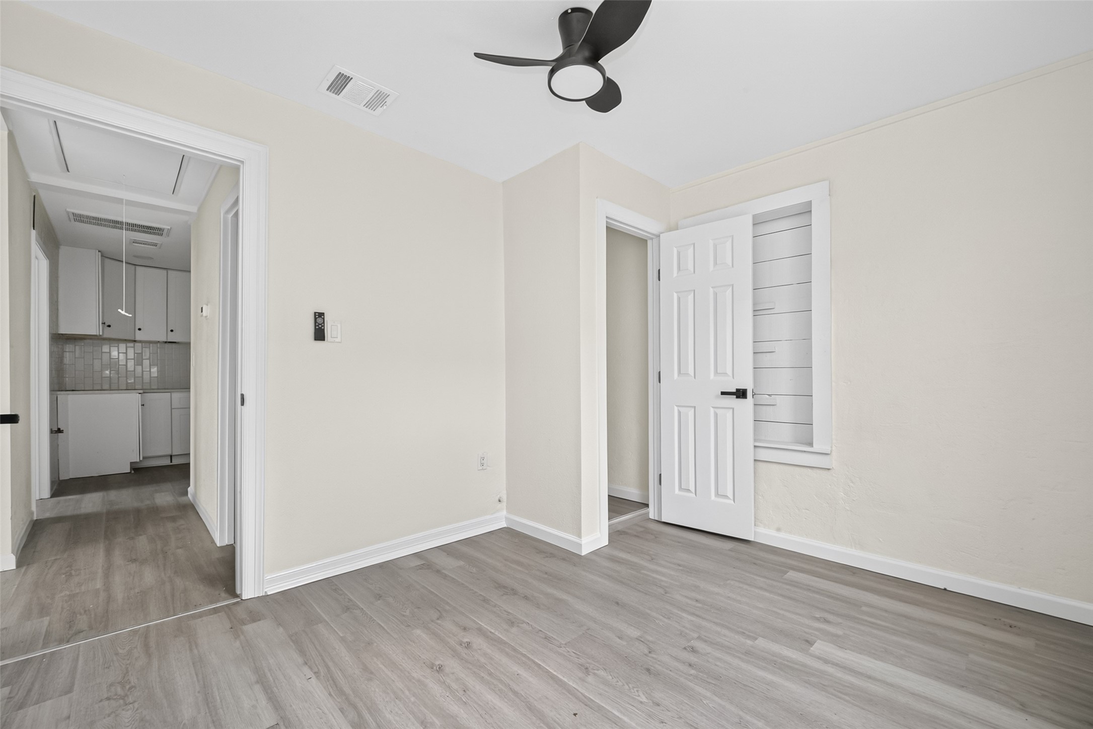 4715 Engleford Street Houston, TX 77026 - Photo 16 of 33