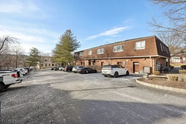 $2,850 | 66 Park Avenue, Unit C, Park Ridge, NJ 07656