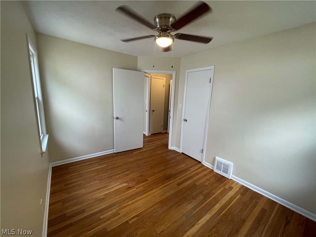 29317 Oakdale Road Willowick, OH 44095 - Photo 11 of 33 Bedroom 2