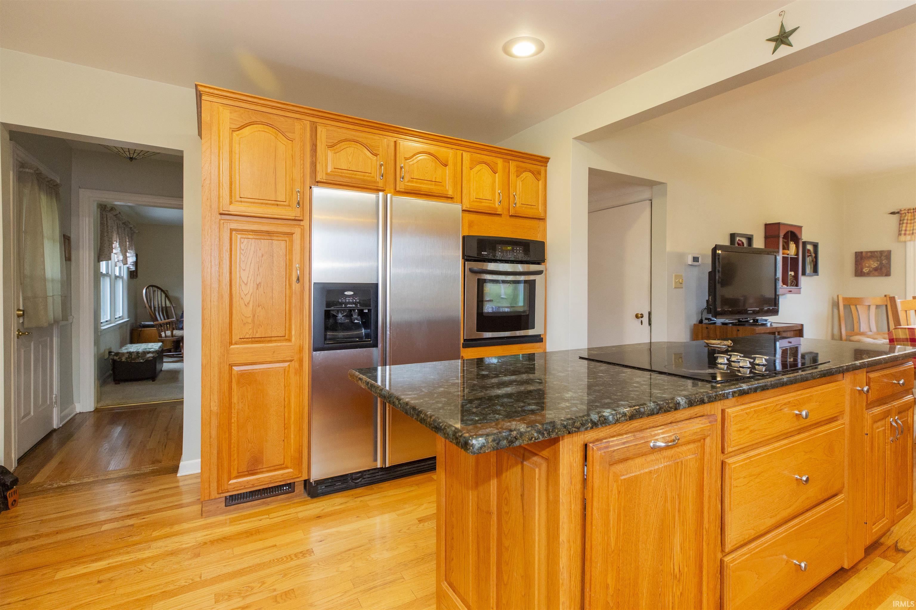 60020 Fir Road Mishawaka, IN 46544 - Photo 11 of 34