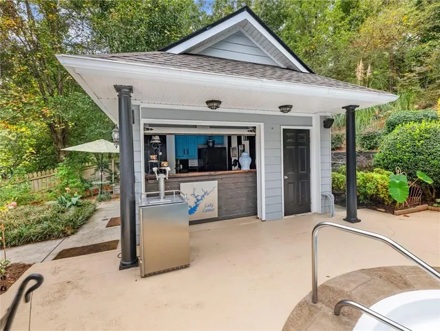 $775,000 | 2641 Waters Edge Drive, Gainesville, GA 30504