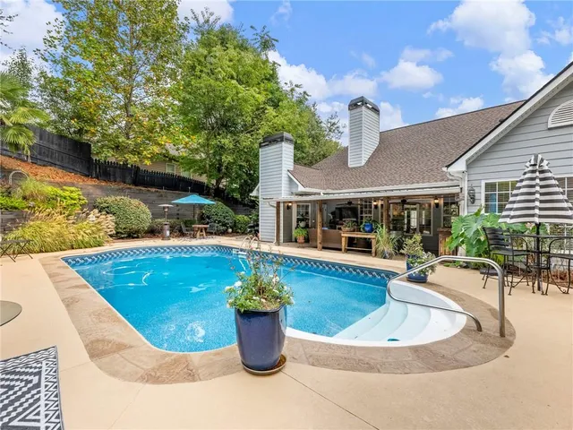 $775,000 | 2641 Waters Edge Drive, Gainesville, GA 30504