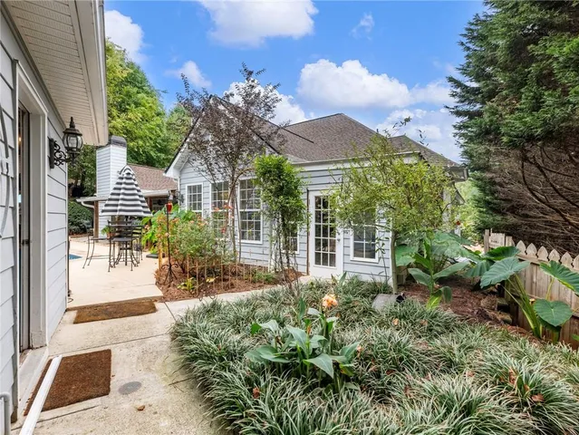 $775,000 | 2641 Waters Edge Drive, Gainesville, GA 30504