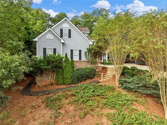 $775,000 | 2641 Waters Edge Drive, Gainesville, GA 30504