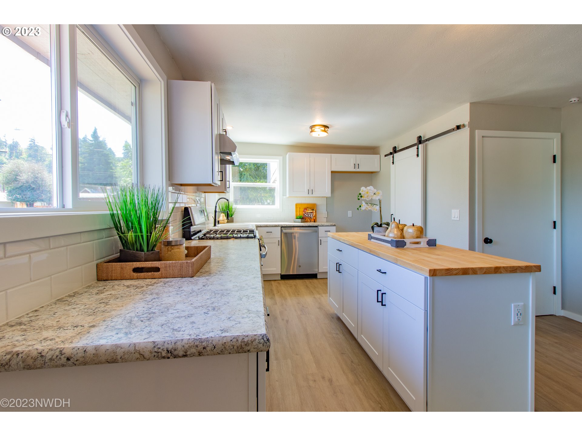 1212 Mill Street Springfield, OR 97477 - Photo 11 of 35