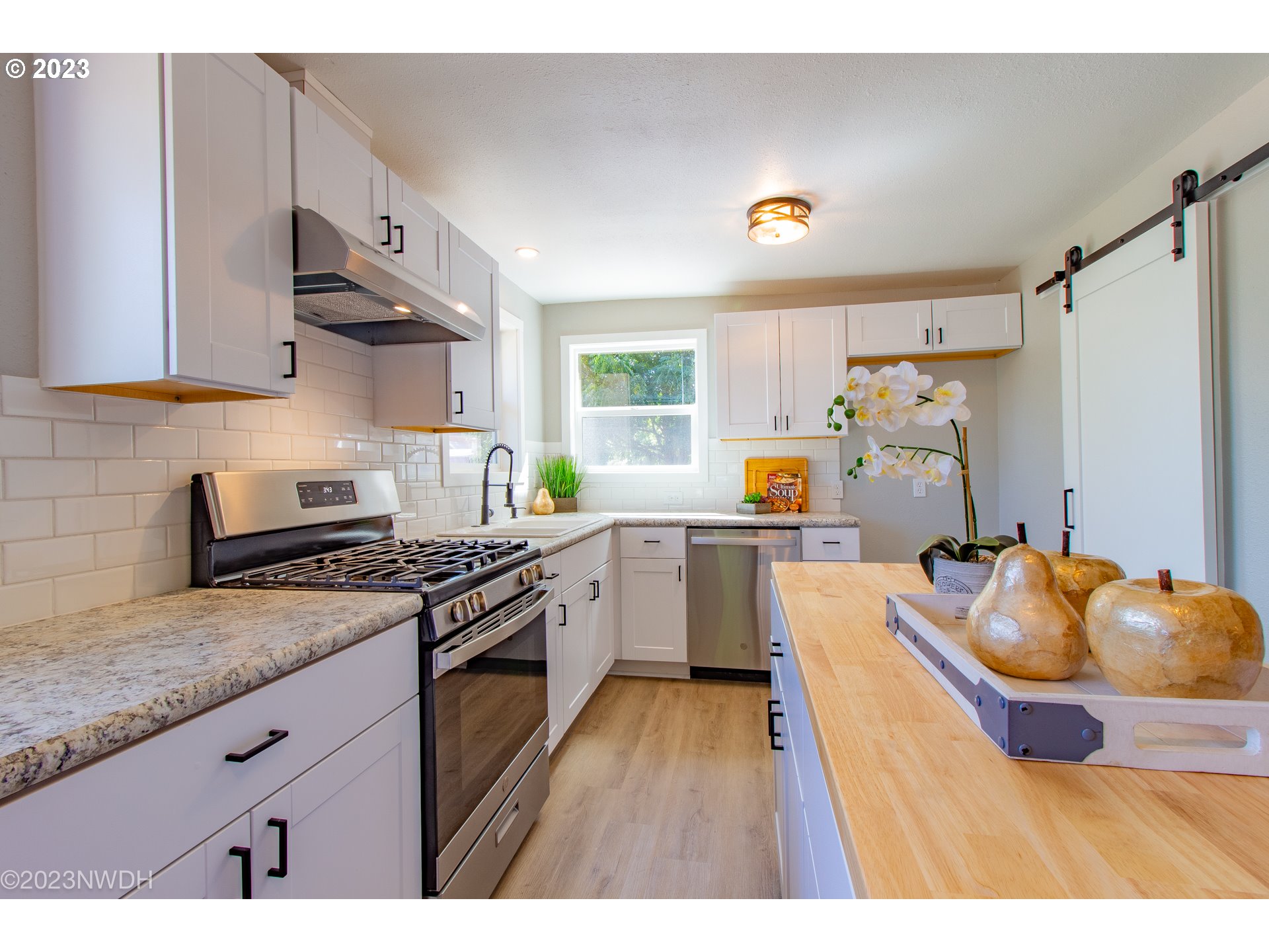 1212 Mill Street Springfield, OR 97477 - Photo 12 of 35