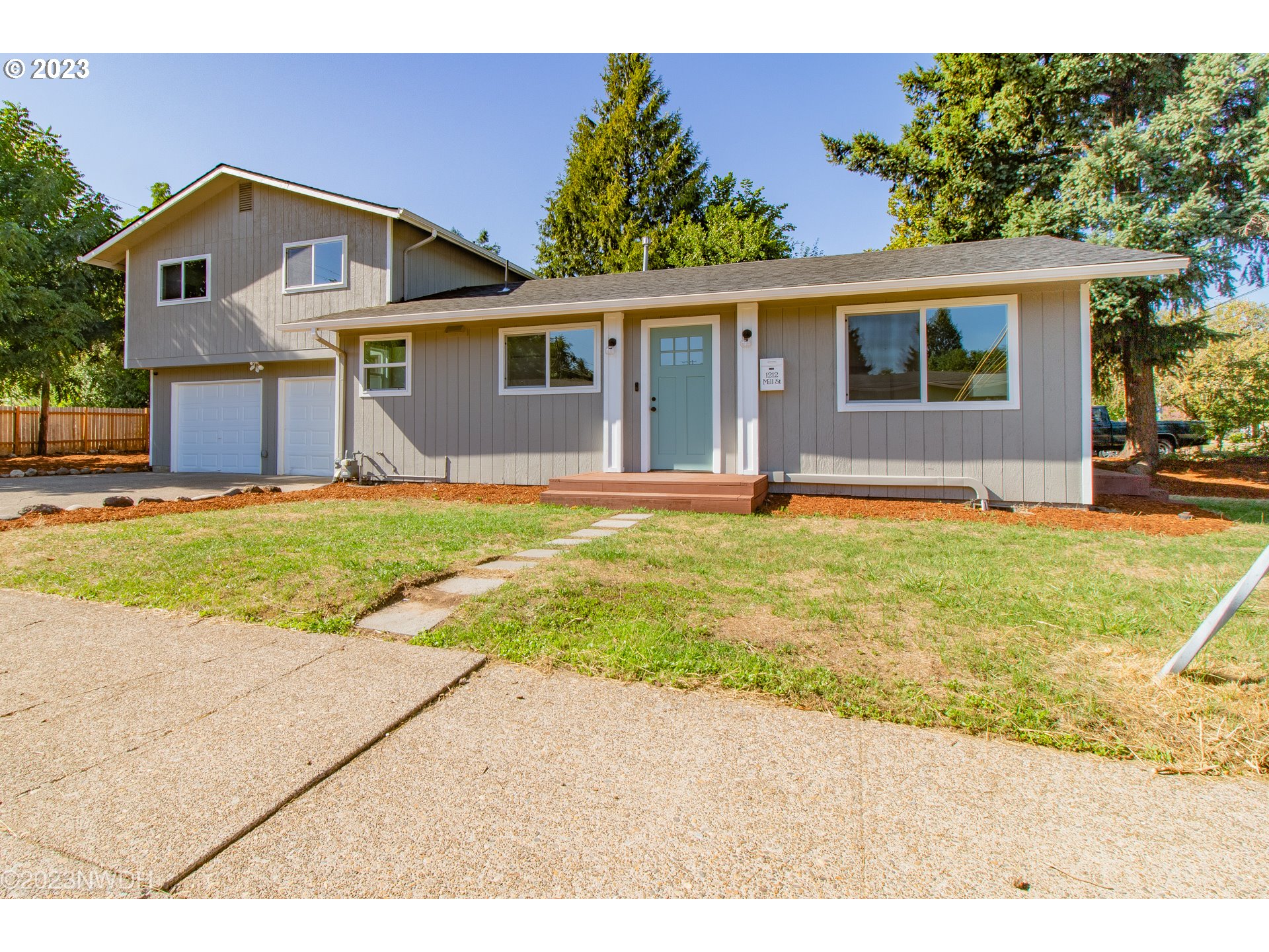 1212 Mill Street Springfield, OR 97477 - Photo 2 of 35
