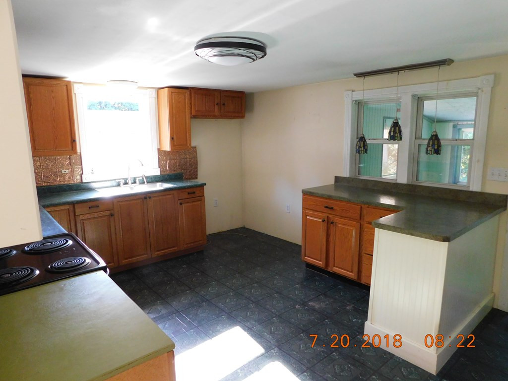 113 Conners Road Peru, NY 12972 - Photo 4 of 30