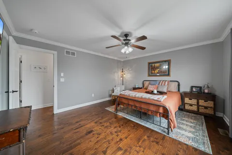 $610,000 | 724 North Joshua Lane, Lake Geneva, WI 53147