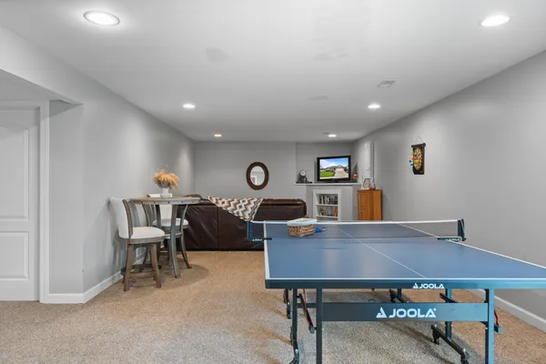 $610,000 | 724 North Joshua Lane, Lake Geneva, WI 53147