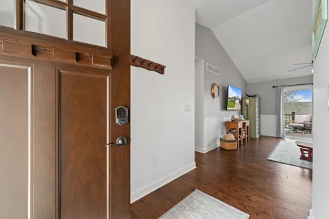 $610,000 | 724 North Joshua Lane, Lake Geneva, WI 53147