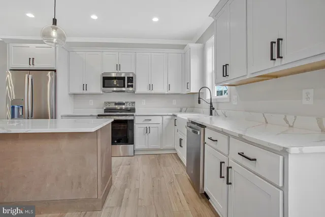 $779,900 | 443 Birch Drive, Edgewater, MD 21037