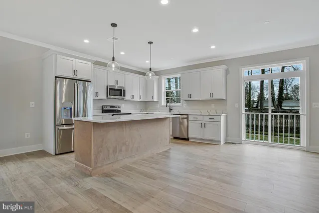 $779,900 | 443 Birch Drive, Edgewater, MD 21037