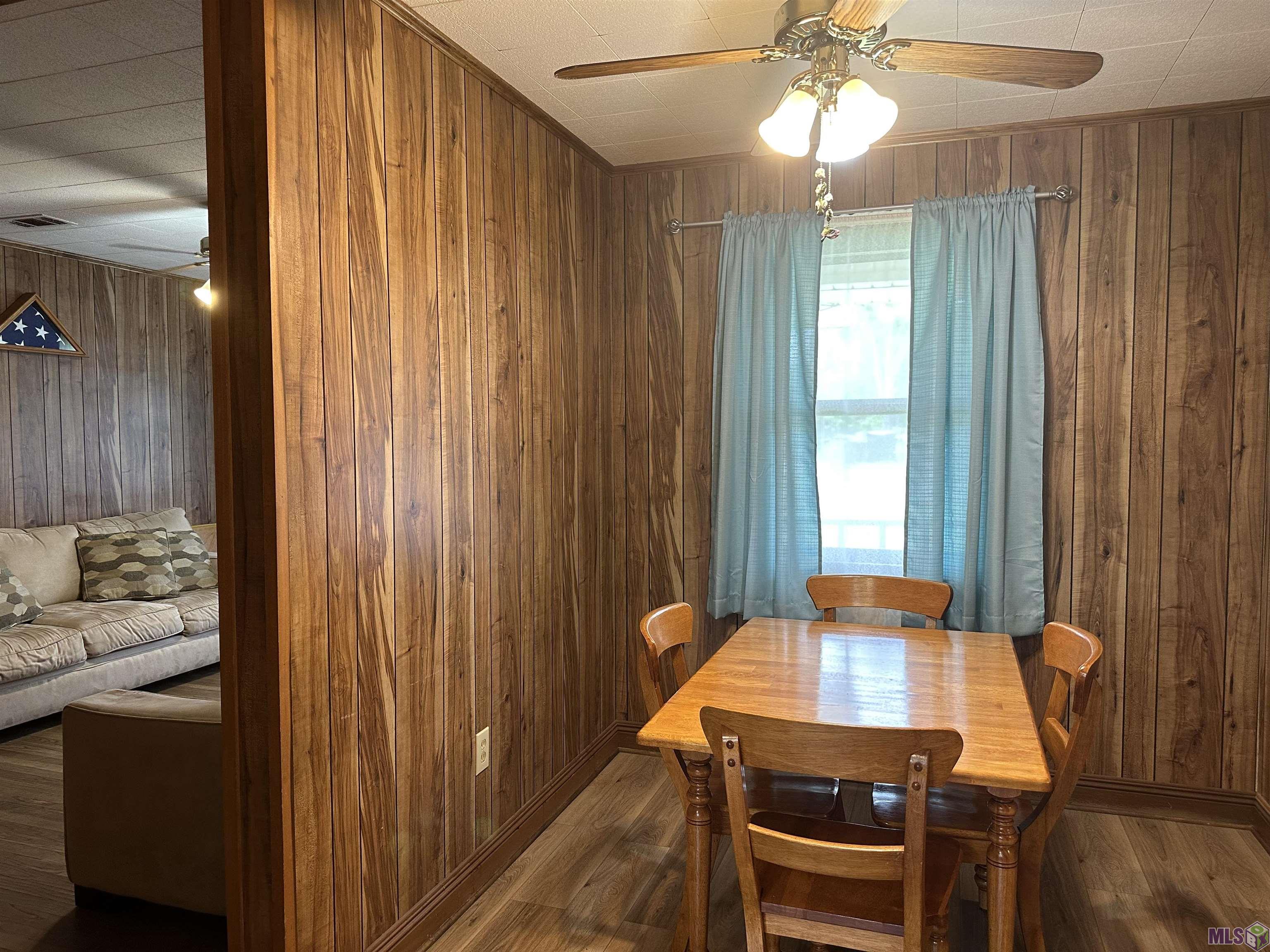 6313 Kleinpeter Road Baton Rouge, LA 70811 - Photo 15 of 32