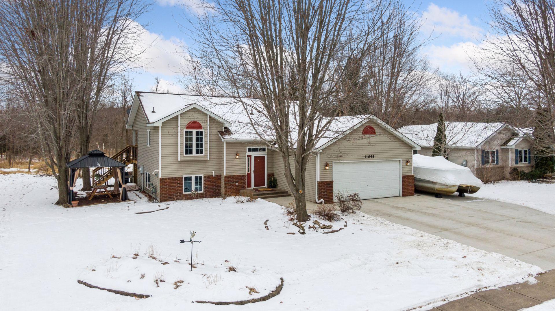 11045 Ridge Point Boulevard Chisago City, MN 55013 - Photo 1 of 1 Gallery Image 1