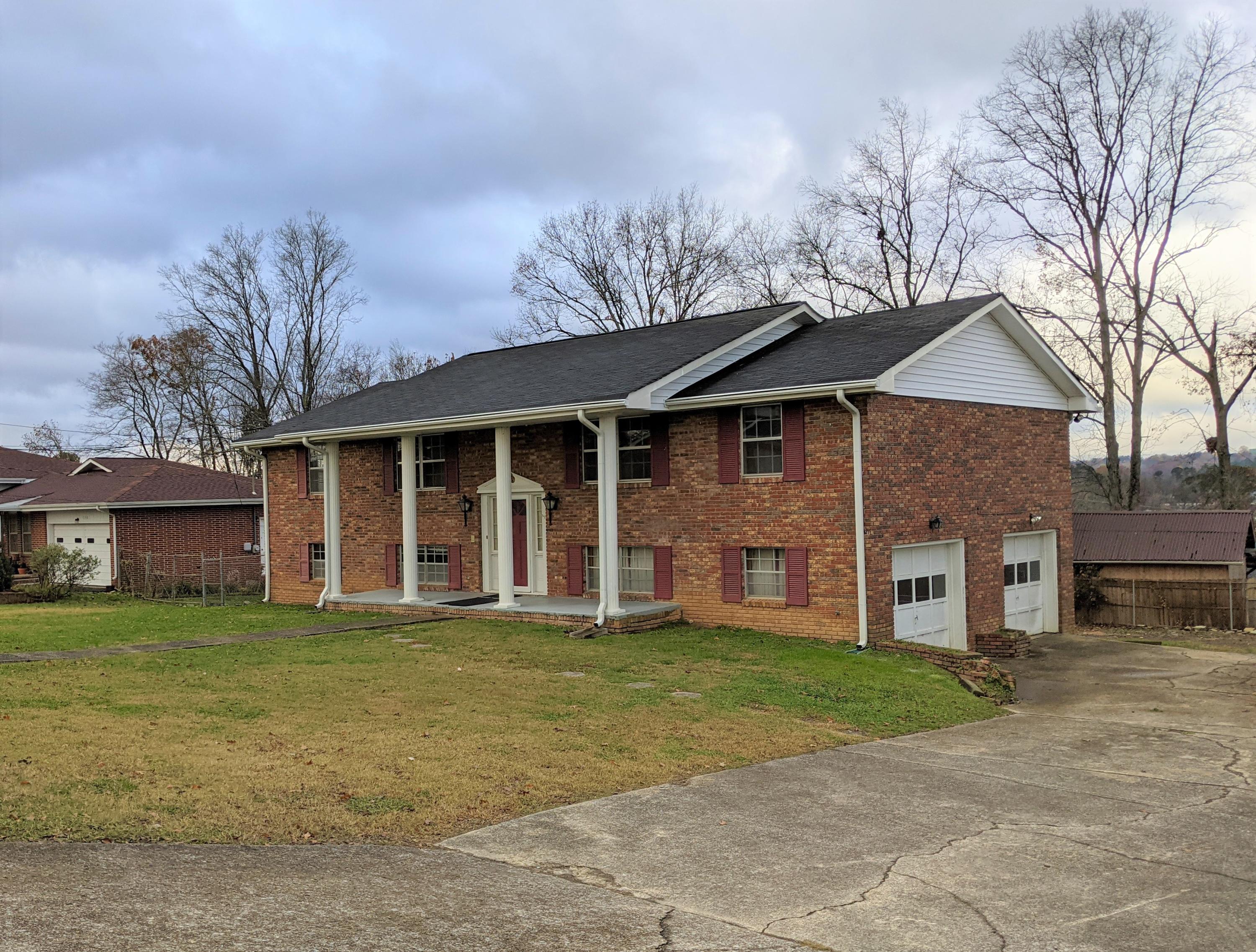 136 Stuart Road Fort Oglethorpe, GA 30742 - Photo 4 of 37 PXL_20201130_135938501