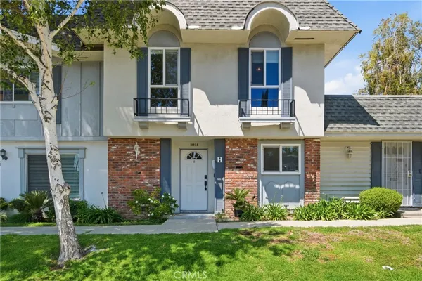 $599,000 | 10235 Lurline Avenue, Unit H, Chatsworth, CA 91311