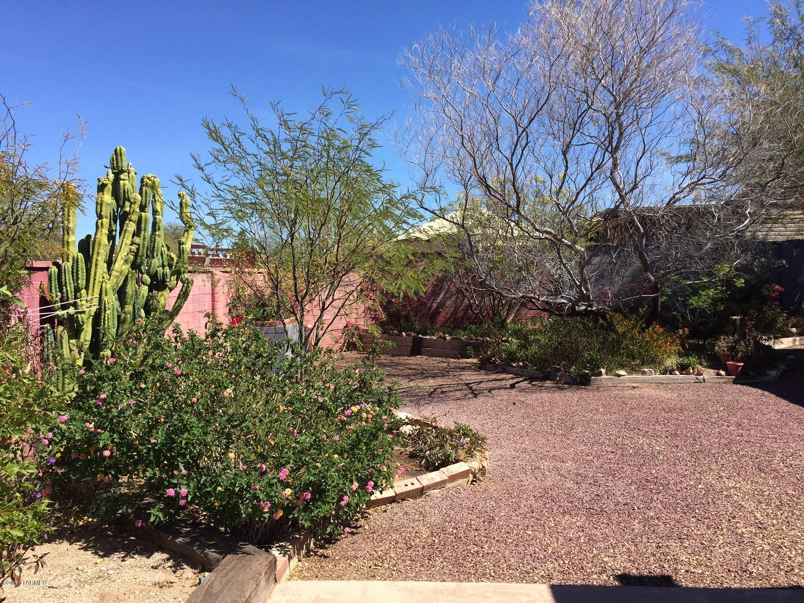 9561 East Sellarole Road Tucson, AZ 85730 - Photo 22 of 27 Gallery Image 22