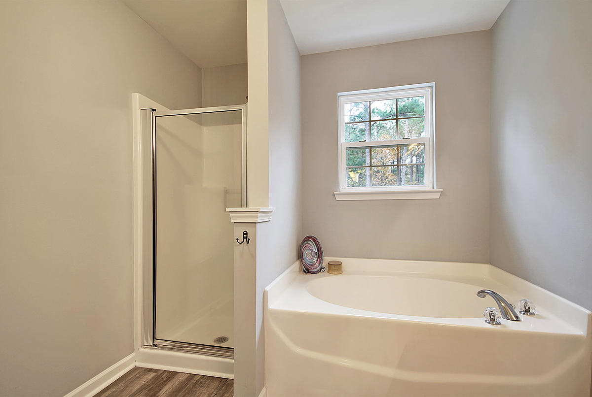 225 Deer Ridge Court Huger, SC 29450 - Photo 21 of 40 225 Deer Ridge master ba tub shower