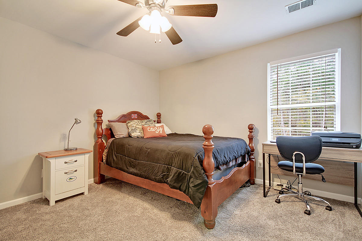 225 Deer Ridge Court Huger, SC 29450 - Photo 25 of 40 225 Deer Ridge cozy bd