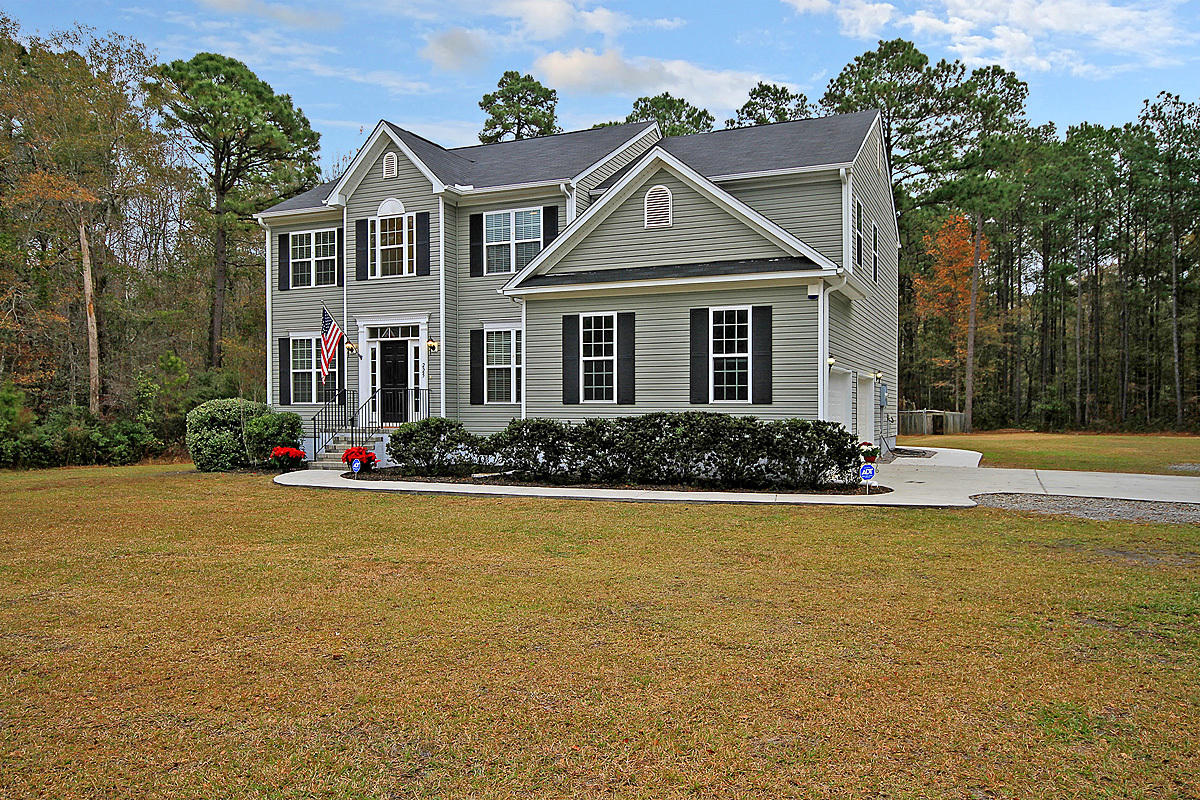 225 Deer Ridge Court Huger, SC 29450 - Photo 38 of 40 225 Deer Ridge front side view close