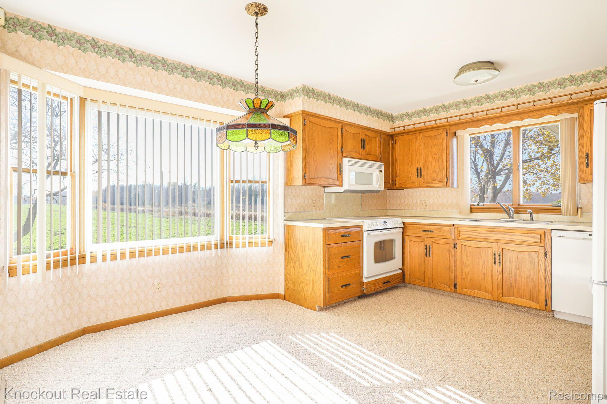 8853 South Reese Road Birch Run, MI 48415 - Photo 18 of 59 Gallery Image 18